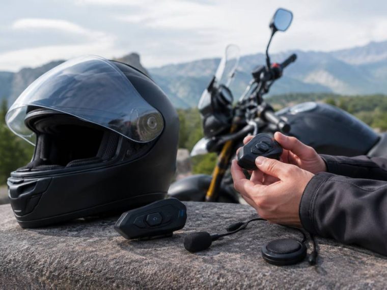 Bluetooth pour casque de moto : comparatif des intercoms et conseils d’installation