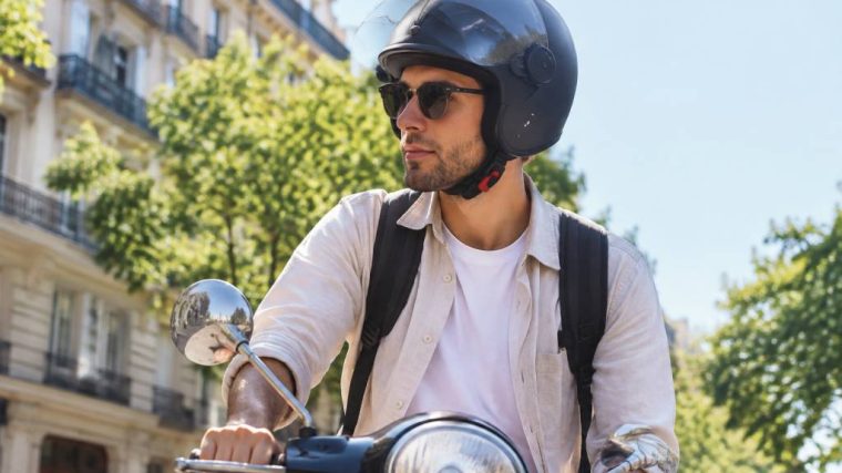 Casque moto jet HJC : quel modèle choisir pour la ville et les trajets estivaux